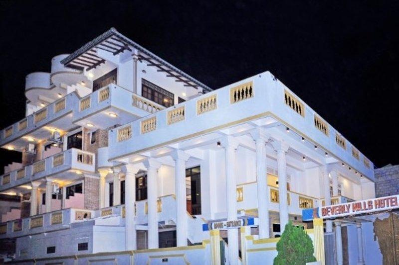 Beverly Hills Hotel Dehiwala-Mount Lavinia Екстер'єр фото